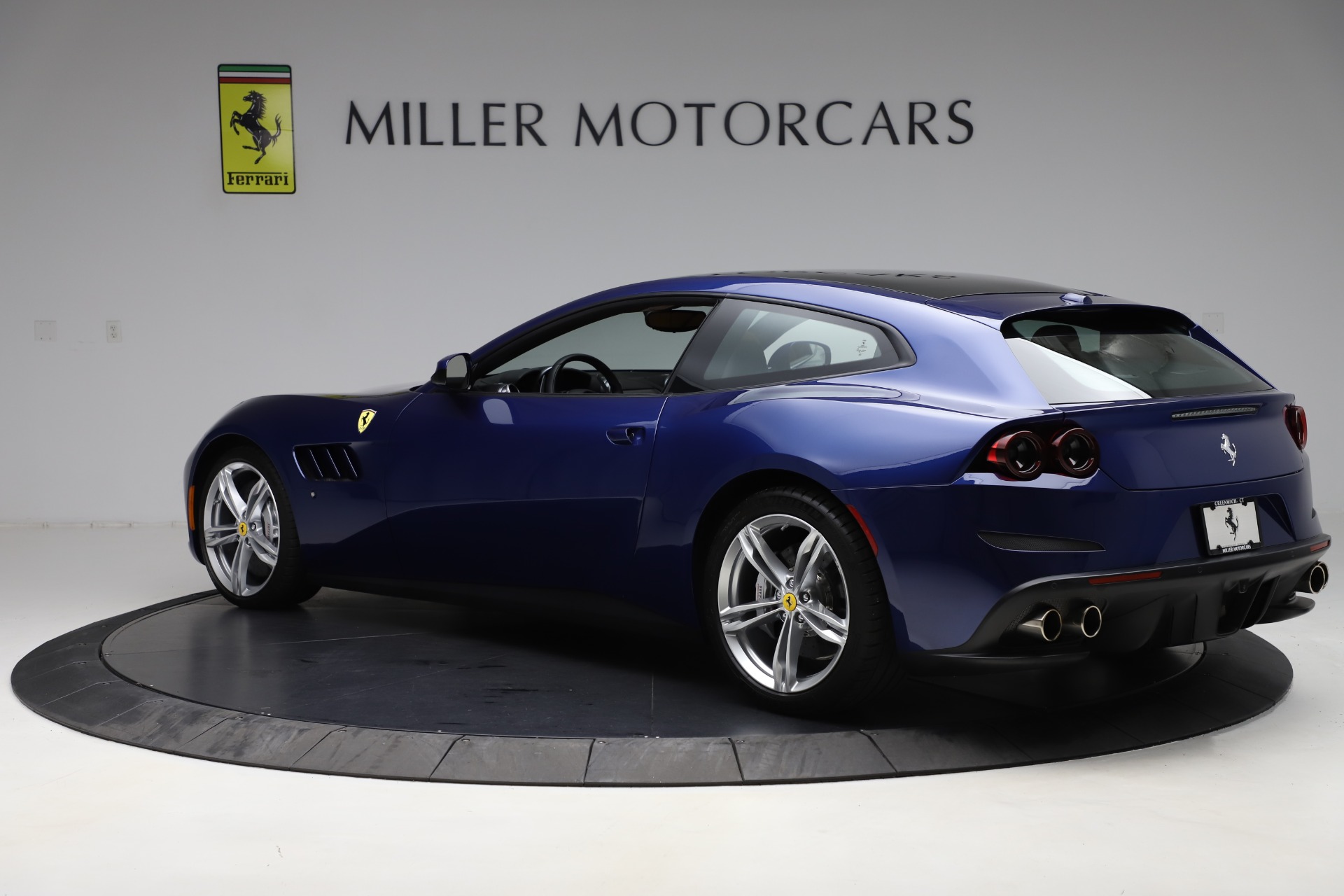 2019 ferrari gtc4lusso price