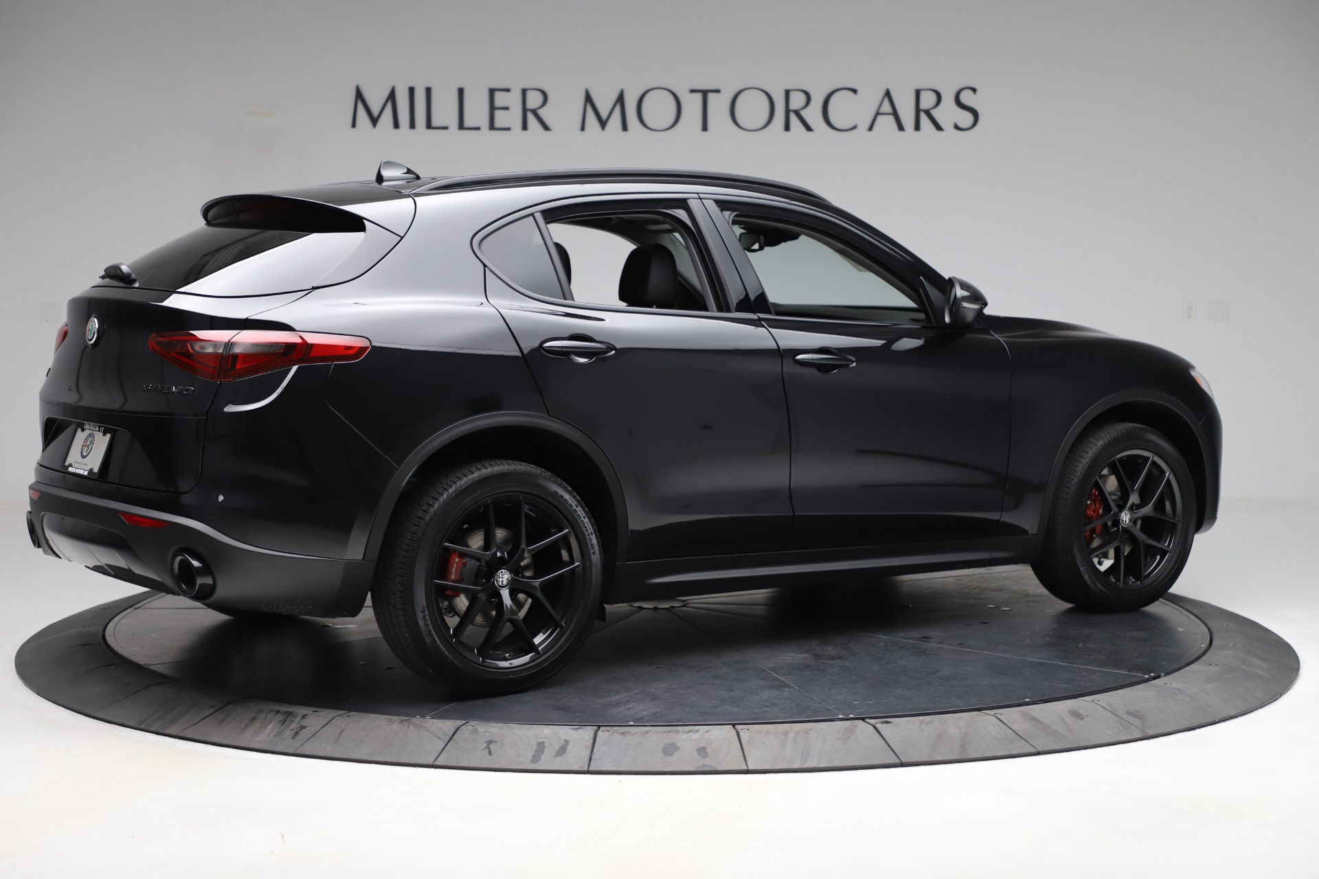 Alfa romeo stelvio q4