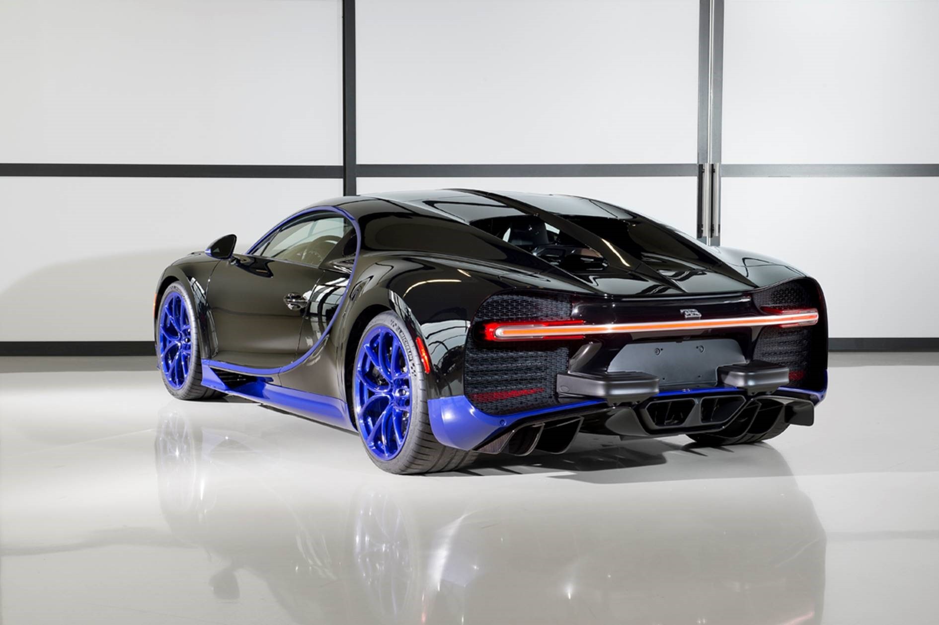 Pre-Owned 2018 Bugatti Chiron For Sale (Special Pricing) | Bugatti of